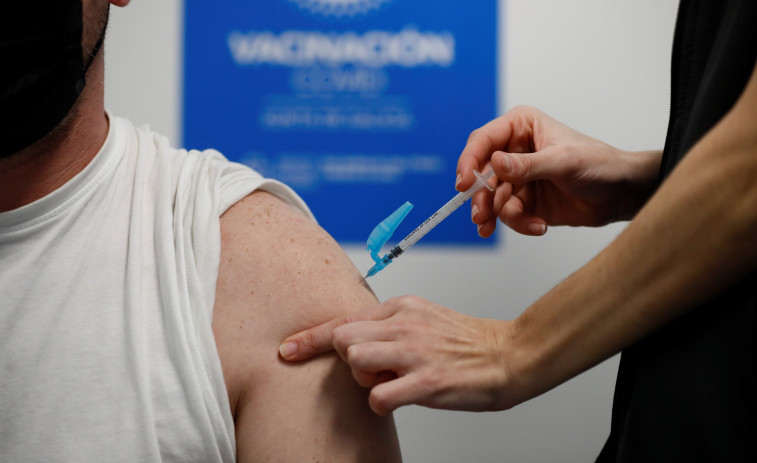 Sanidade abre el 14 de julio la autocita para la vacunación de las primeras dosis de adultos y niños