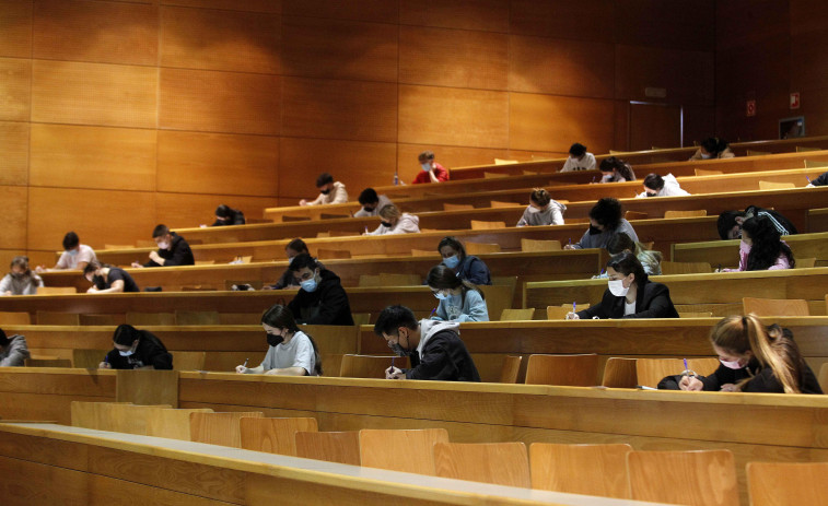Medicina, Biotecnología y Matemáticas, entre las primeras carreras en Galicia en cerrar admisión