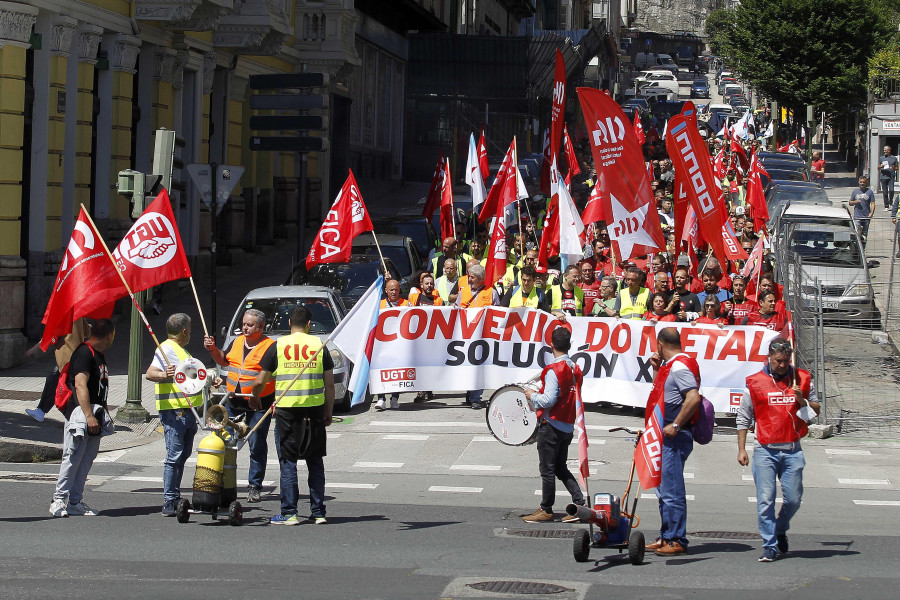 A Coruña vuelve a registrar una protesta del metal en un conflicto sin acuerdo a la vista