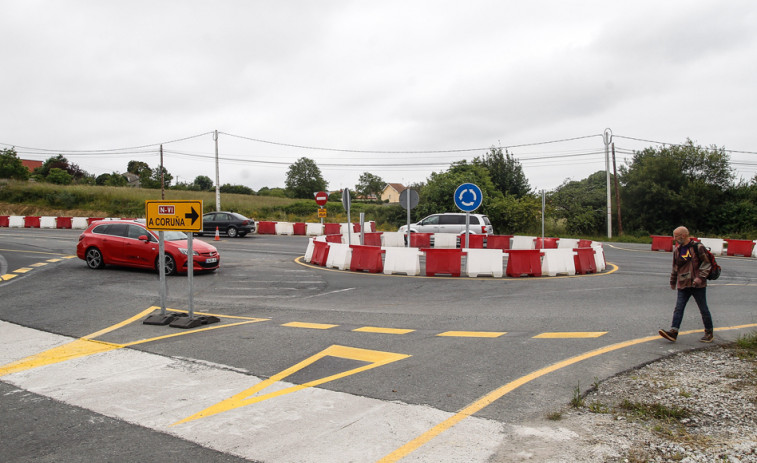 Las obras de la Vía Ártabra obligan  a reorganizar la circulación en Iñás