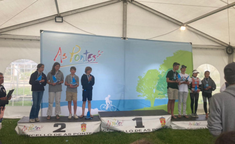 El Marina Coruña gana el título autonómico, con el Náutico en segundo lugar