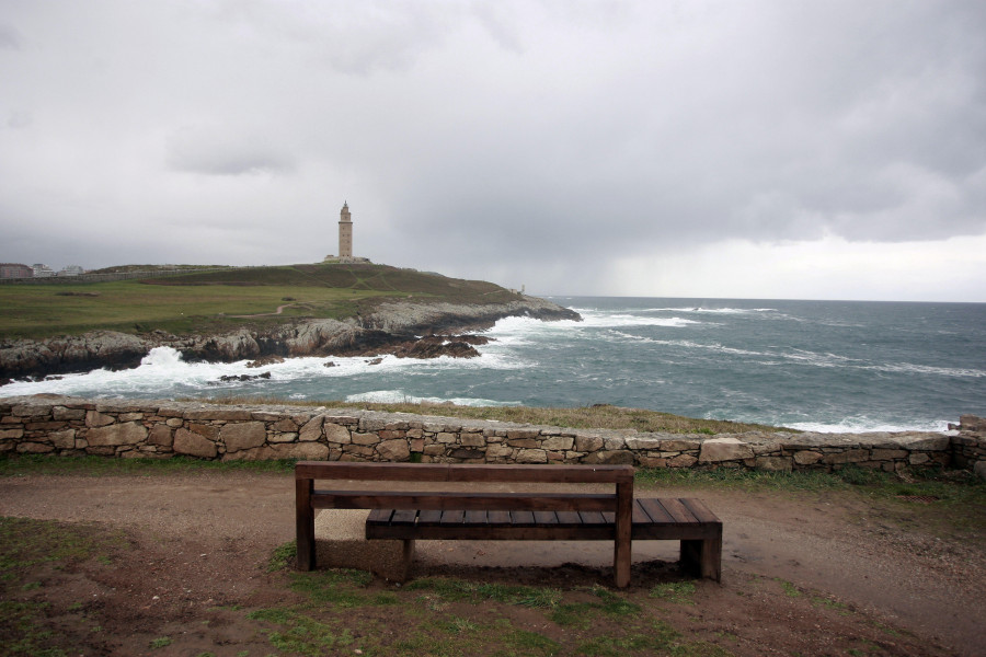 El viaje al lado oscuro de la Torre de Hércules descubre su patrimonio natural