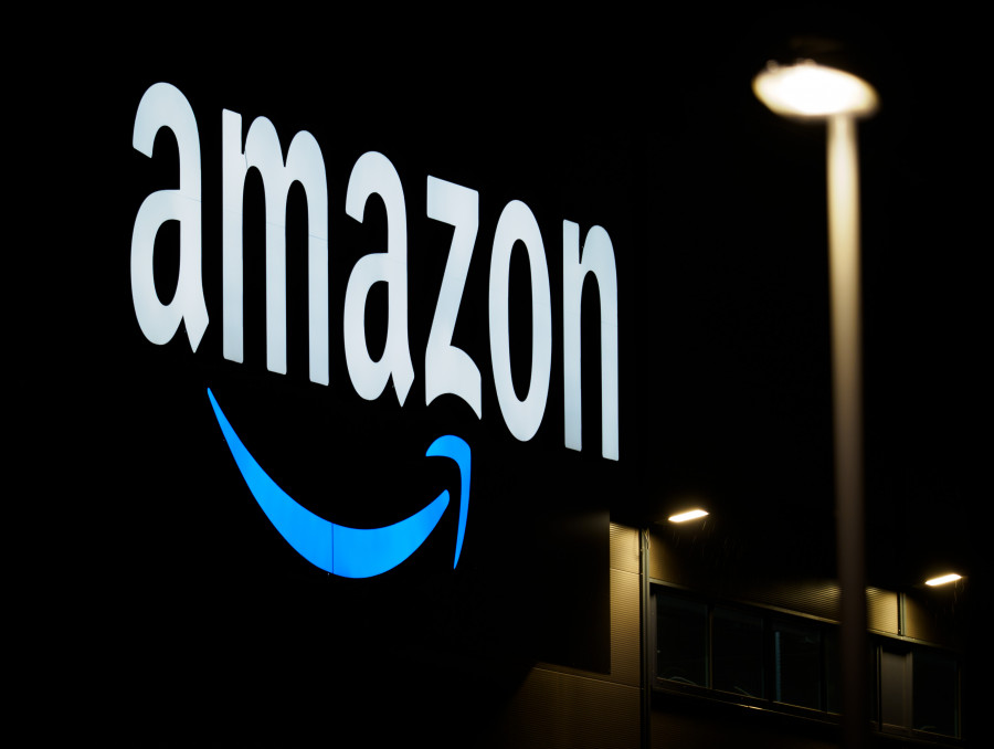 Amazon inicia los despidos en las secciones de recursos humanos y computación