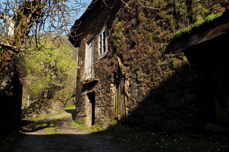 Pontón propone una “plan de rescate” para mantener un “rural vivo”