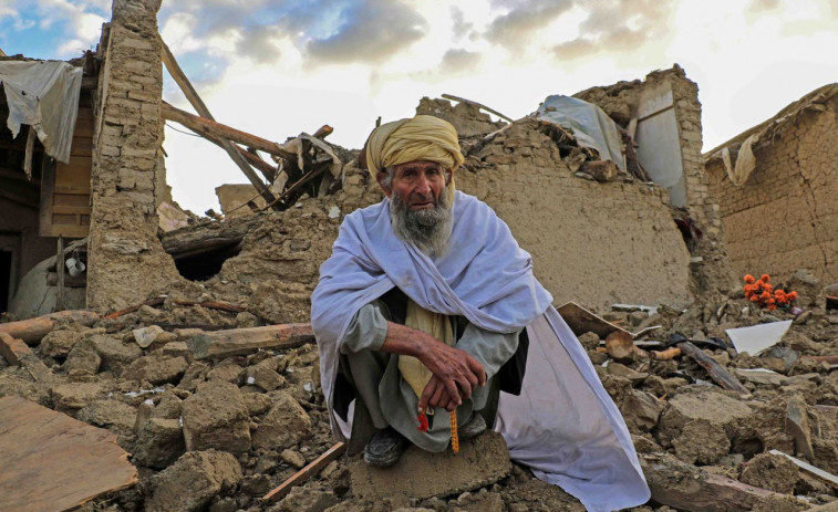 La ayuda llega cada vez a más zonas golpeadas por el terremoto en Afganistán