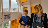 Bea y Pedro, los primeros pasajeros de la noria de A Coruña