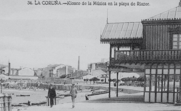 O chalé de Riazor, unha casa de baño asomada á baía coruñesa