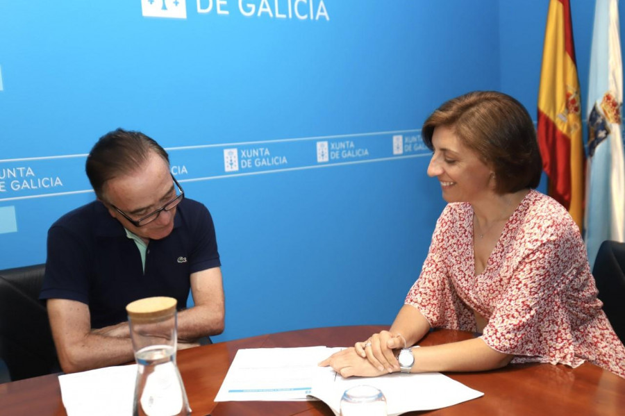 El alcalde de Coirós y la Xunta analizaron la entrada de Santiago de Ois en el plan Hurbe