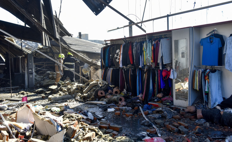 El ataque con misiles a un centro comercial en Ucrania deja una veintena de muertos