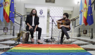 La Diputación de A Coruña recuerda a Samuel Luiz con un fado
