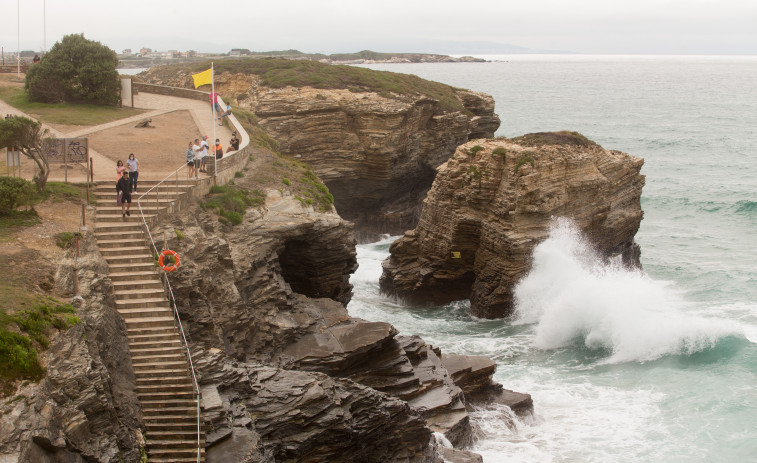 Quedan limitadas desde hoy las visitas a la Praia das Catedrais