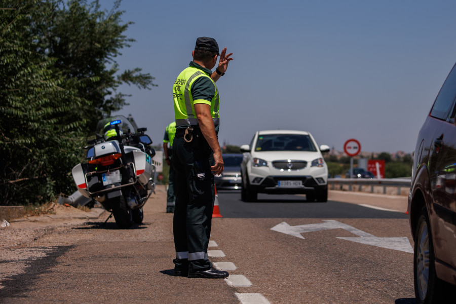 La DGT organiza desde este lunes una campaña de control de velocidad para reducir la velocidad media de Galicia