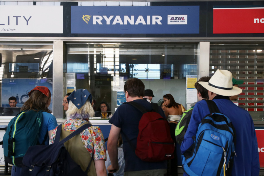 Los sindicatos de Ryanair anuncian 12 nuevas jornadas de huelga en julio