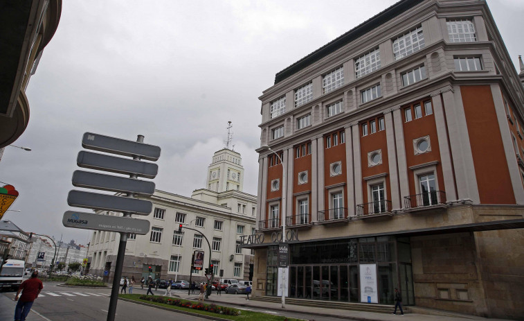 El teatro Colón se abre al público con motivo del Año Internacional de María Casares 2022