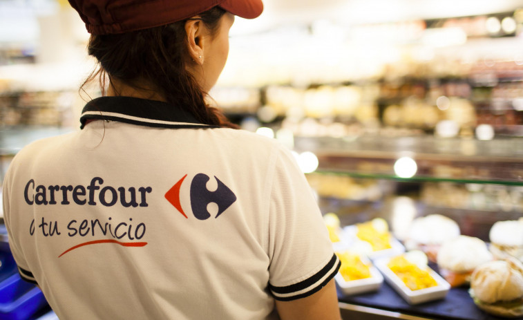 Carrefour contrata a más de 360 personas en Galicia para la campaña estival, un 37% más que el año anterior