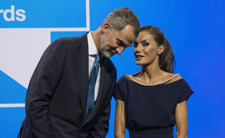 La reina Letizia tiene covid con síntomas leves