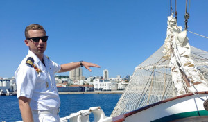 Navegar en el Juan Sebastián de Elcano: a las 25 millas, nada de Instagram