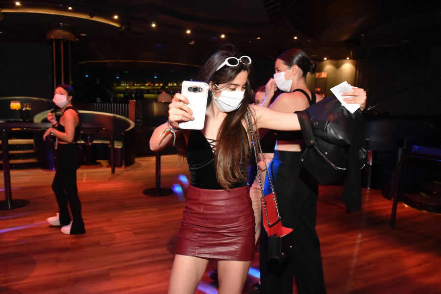 La posibilidad del regreso de las mascarillas asusta al ocio nocturno
