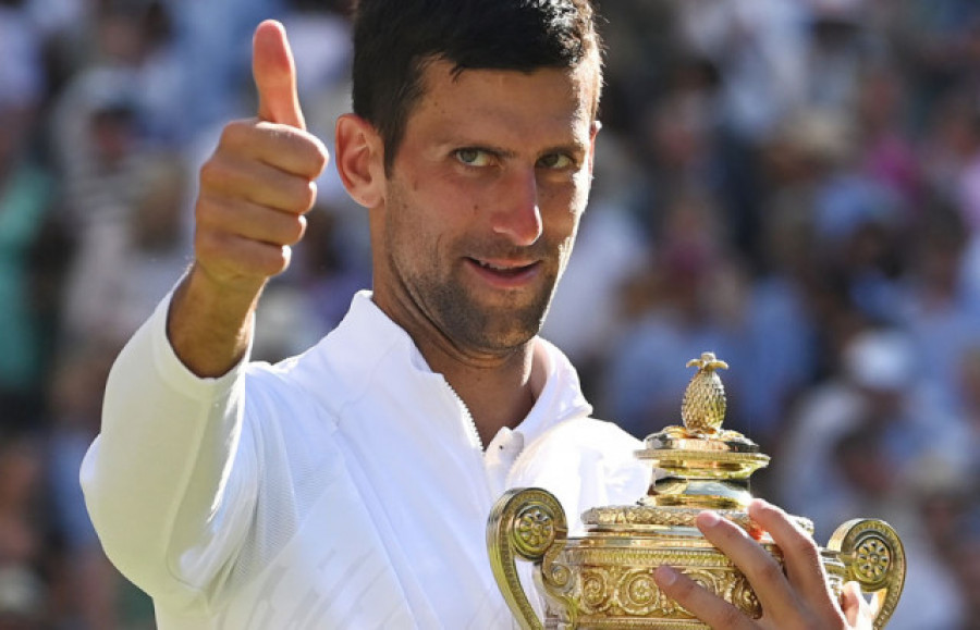 Djokovic se despega de Federer y estrecha el cerco con Nadal