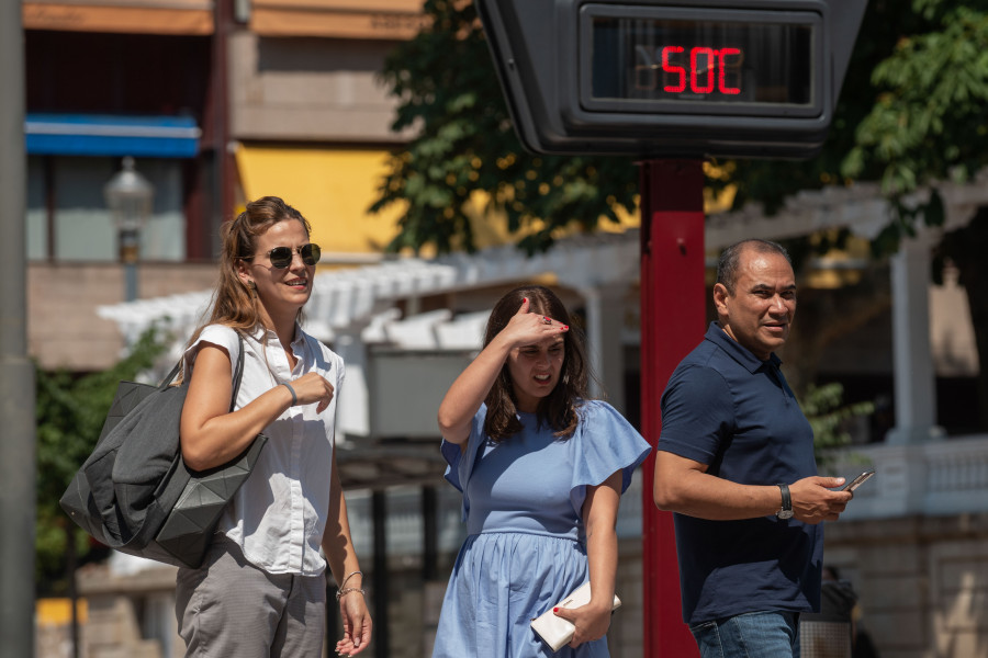 Otra noche tropical deja en Galicia mínimas por encima de los 25 grados en gran parte de la comunidad