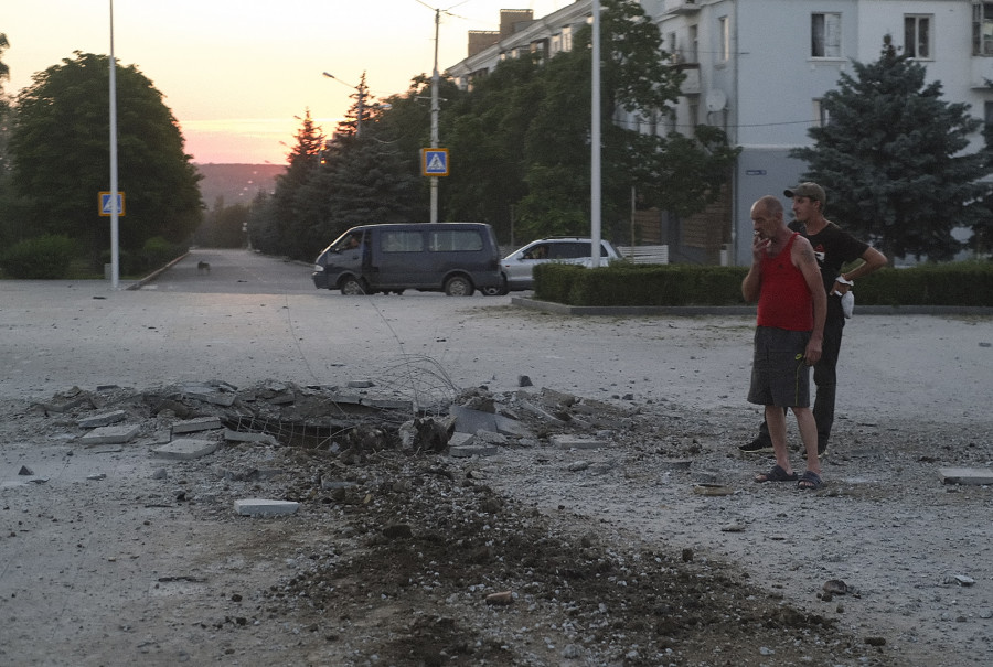 Un día más los rusos tratan de controlar Donetsk y los ucranianos los repelen