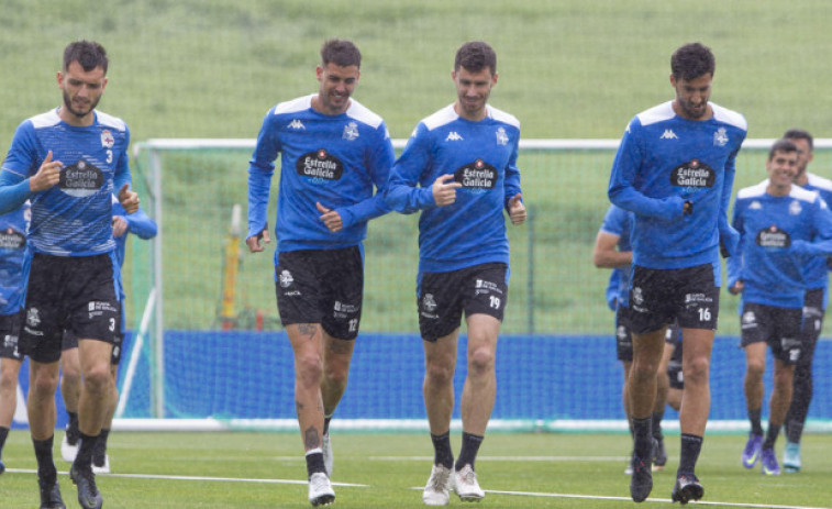 El Depor inicia mañana la pretemporada con 19 futbolistas a las 10.30 en Abegondo