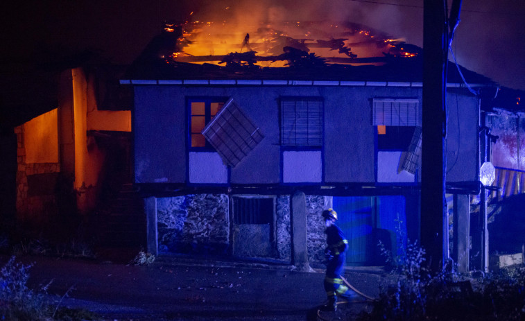 Los incendios ya superan en Galicia las 9.000 hectáreas calcinadas