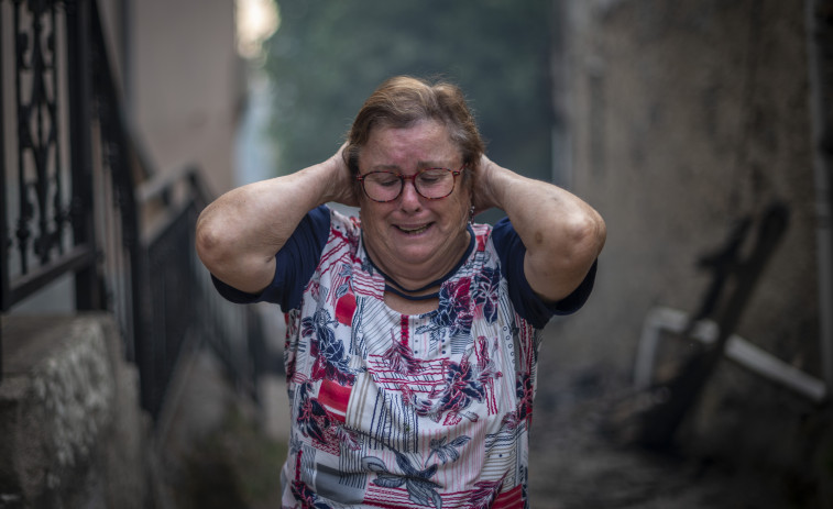 Desalojados más de 700 vecinos de 30 núcleos por los incendios en Lugo y Ourense