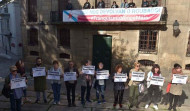 A Audiencia Provincial absolve aos activistas que subiron ao balcón da Casa Cornide en 2017