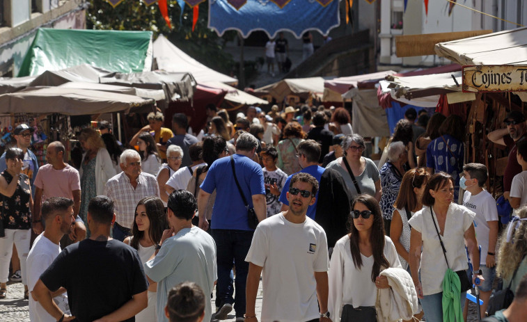 Los comerciantes de la feria medieval dicen que las ventas han caído sobre un 40%