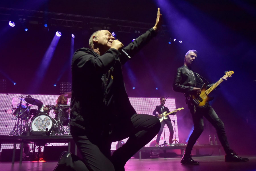 Simple Minds celebra en A Coruña sus cuatro décadas de música