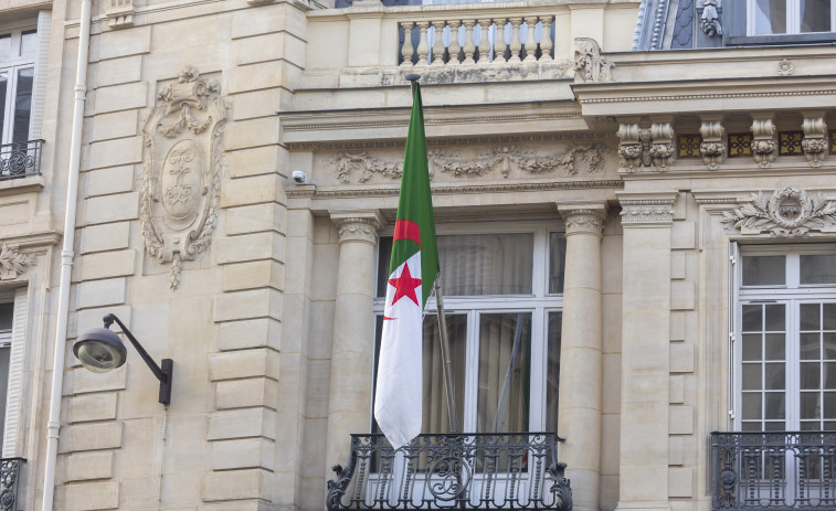 Argelia insiste en que las restricciones comerciales con España se mantienen en vigor