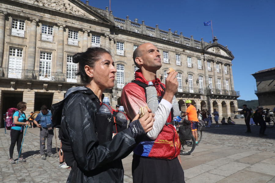 Santiago avisa: ni comida ni bebida en la plaza del Obradoiro