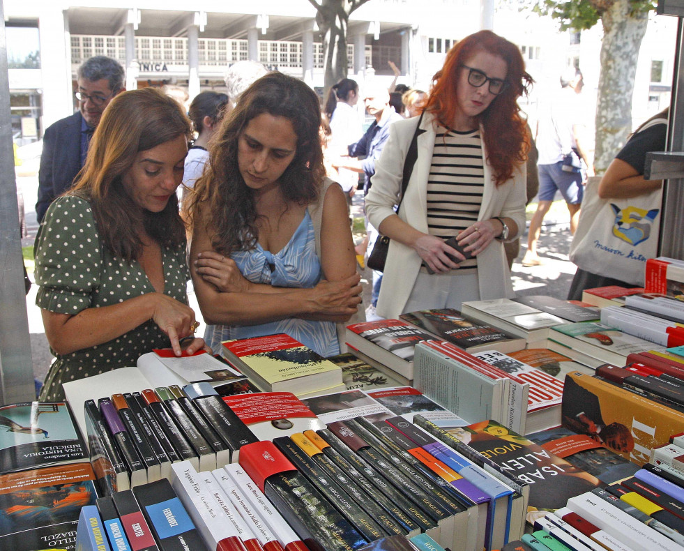 Feria del Libro Inés Rey Bibiana Candia