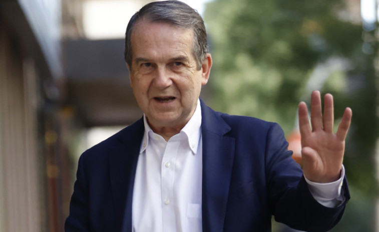 Abel Caballero apunta a Carmela Silva y David Regades como cabezas de lista en Pontevedra a Senado y Congreso
