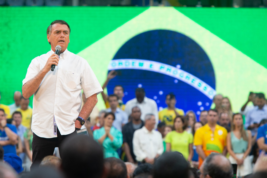 Bolsonaro se burla y critica el uso del lenguaje inclusivo en Argentina