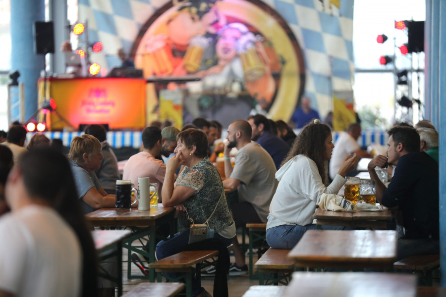 La Oktoberfest Olé inunda Palexco de cerveza alemana, gastronomía y música bávara