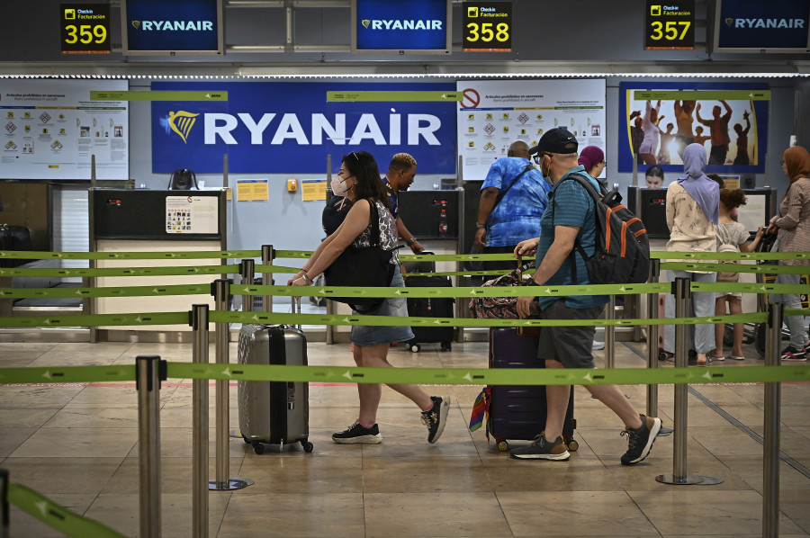 Un juzgado avala la política de Ryanair de hacer pagar el excesivo equipaje de mano