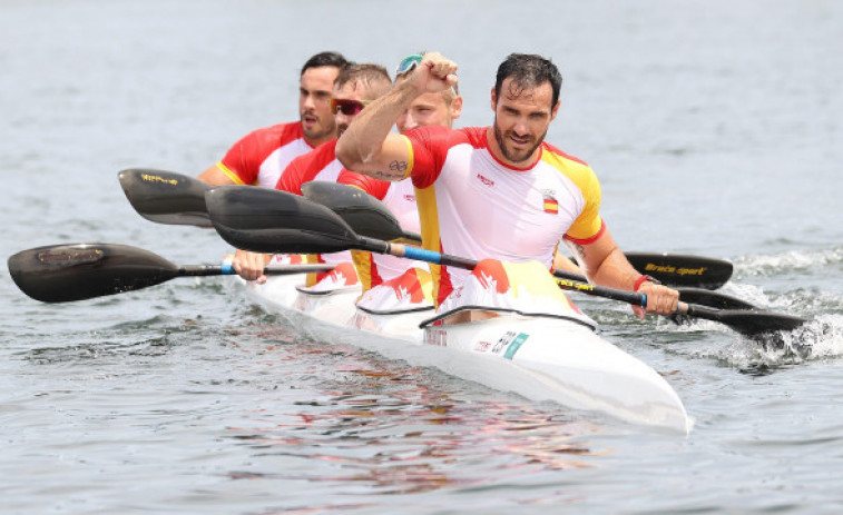 El brigantino Carlos Arévalo y sus compañeros, oro en K4 500