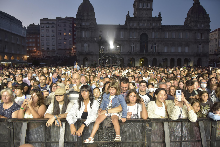 El grupo Texas llega a María Pita en el octavo día de fiestas