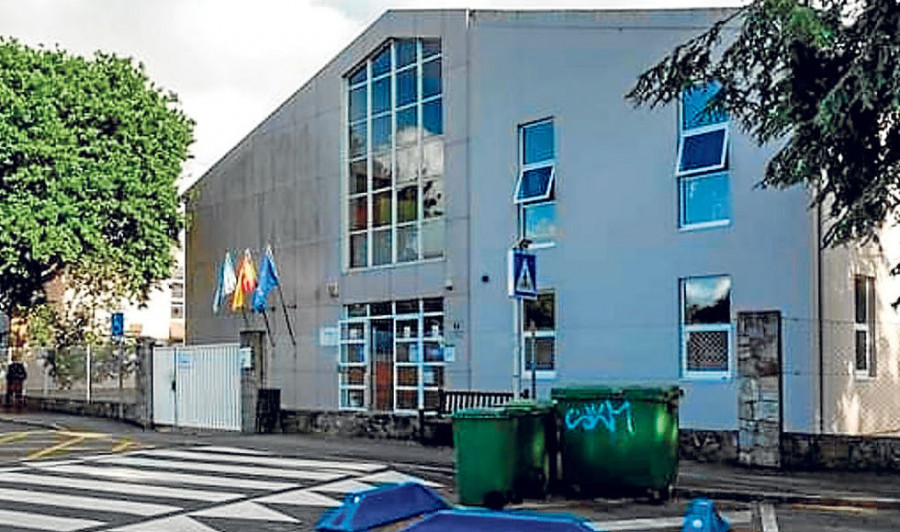 Oleiros actuará en el CEIP Valle Inclán para atender la demanda  de obras de la comunidad escolar