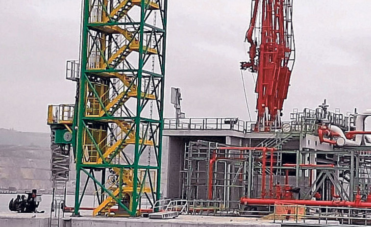 Repsol invertirá 126 millones de euros en el traslado de crudo al Puerto Exterior