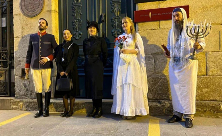 ‘A Coruña dos artesáns’ toma la alternativa de los fantasmas en los paseos de Cascarilleiros