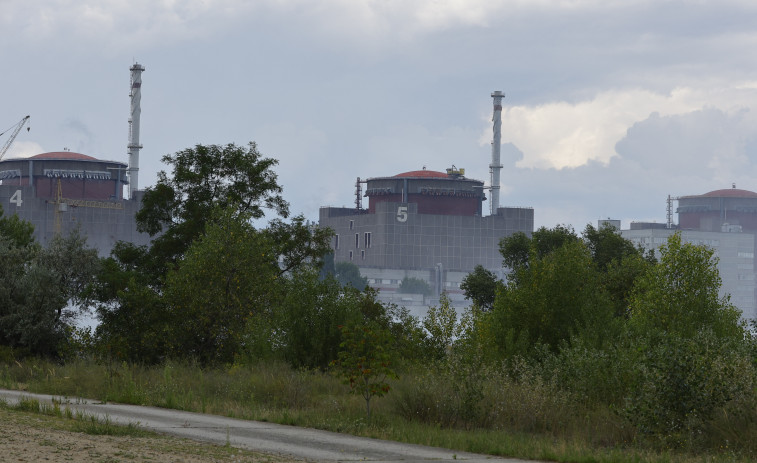 Un video muestra vehículos militares rusos en un reactor nuclear en Zaporiyia