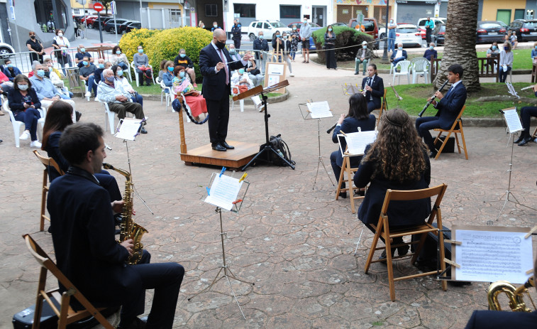 Sementeira celebra su 40 aniversario el domingo en el parque de la iglesia de Santa María