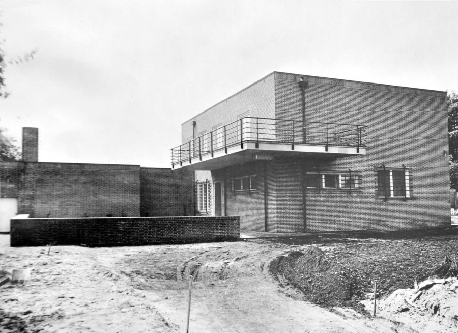 Planean reconstruir en Polonia primer proyecto moderno de Mies van der Rohe