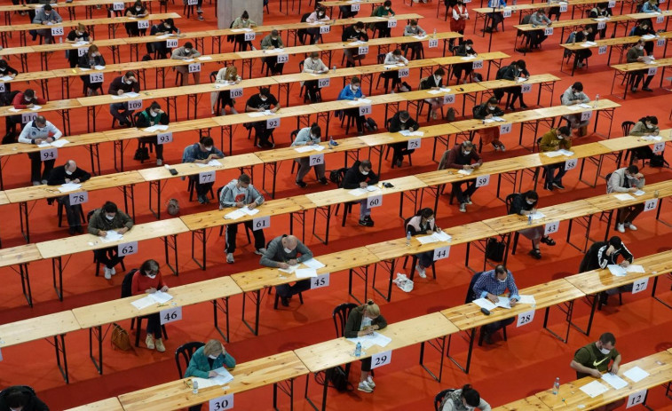 Máis de 23.000 persoas inscríbense nas oposicións para 387 prazas de emprego público
