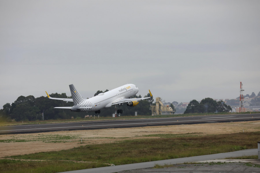 Alvedro, a la cola de los aeropuertos gallegos en la recuperación de pasajeros