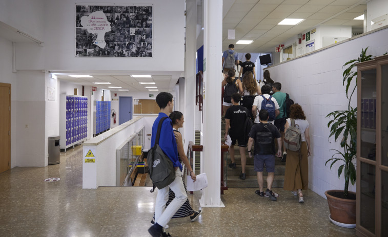 Los alumnos becados cobrarán la ayuda adicional de 100 euros a partir de septiembre