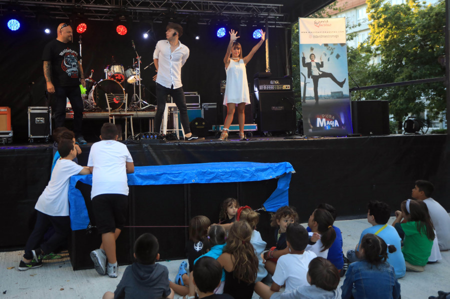 Las fiestas del Barrio de las Flores ofrecerán desde una velada de boxeo a un concierto de Reincidentes